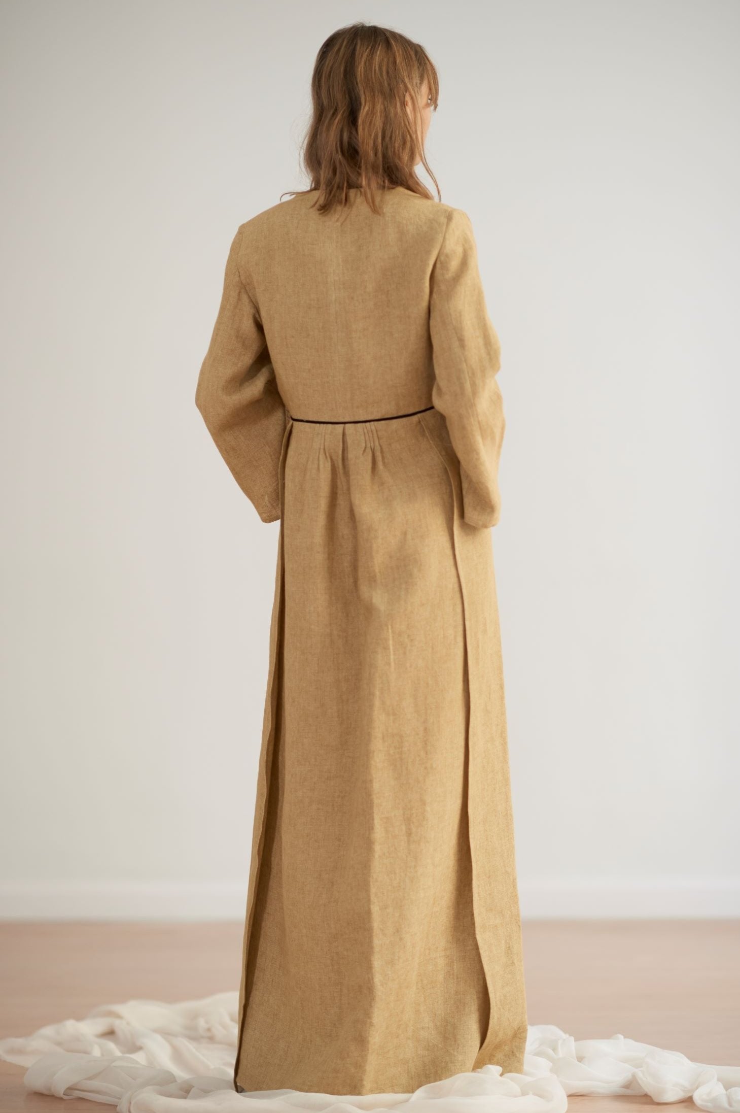Pavlova Robe in Sand Linen