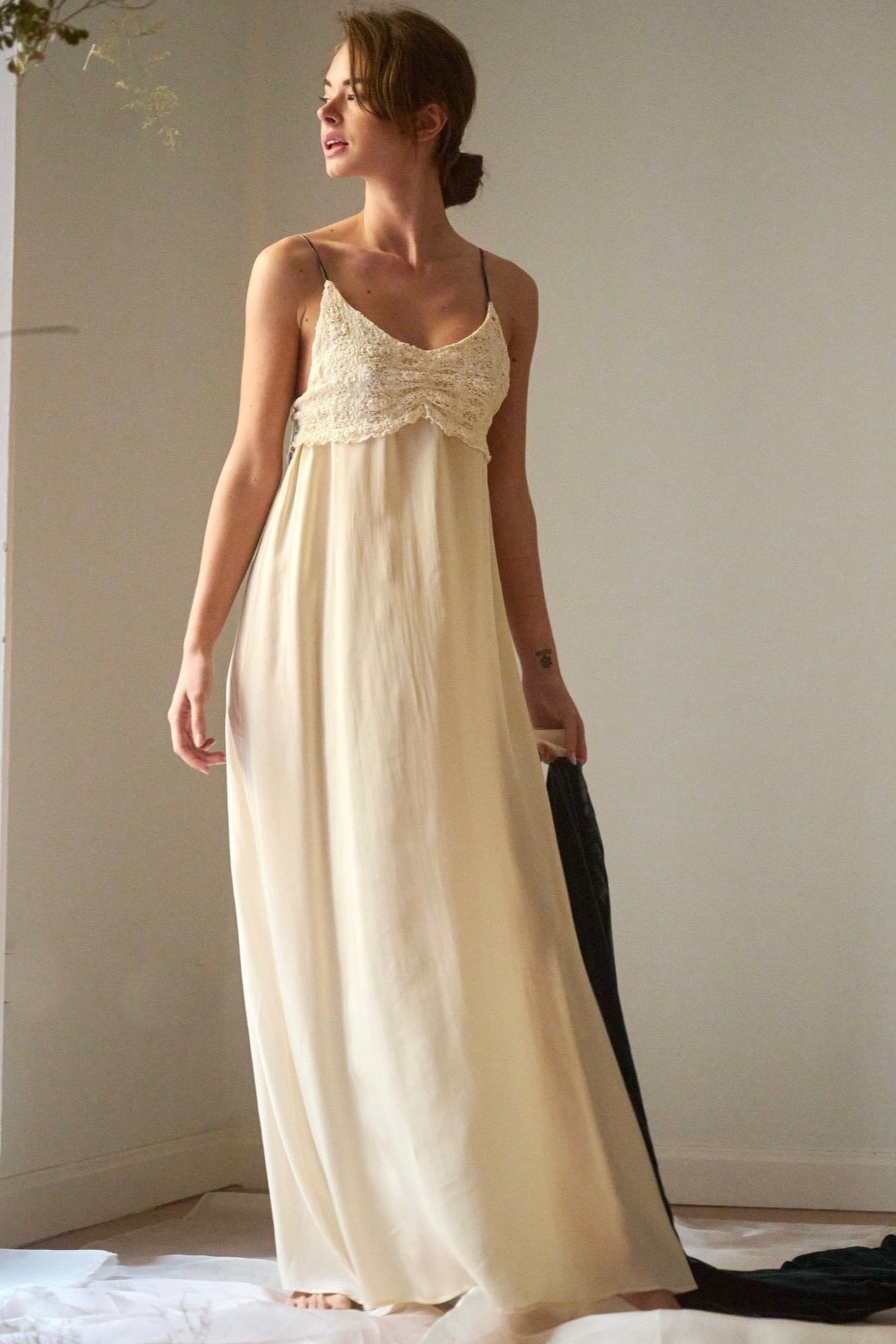 Liza nightgown