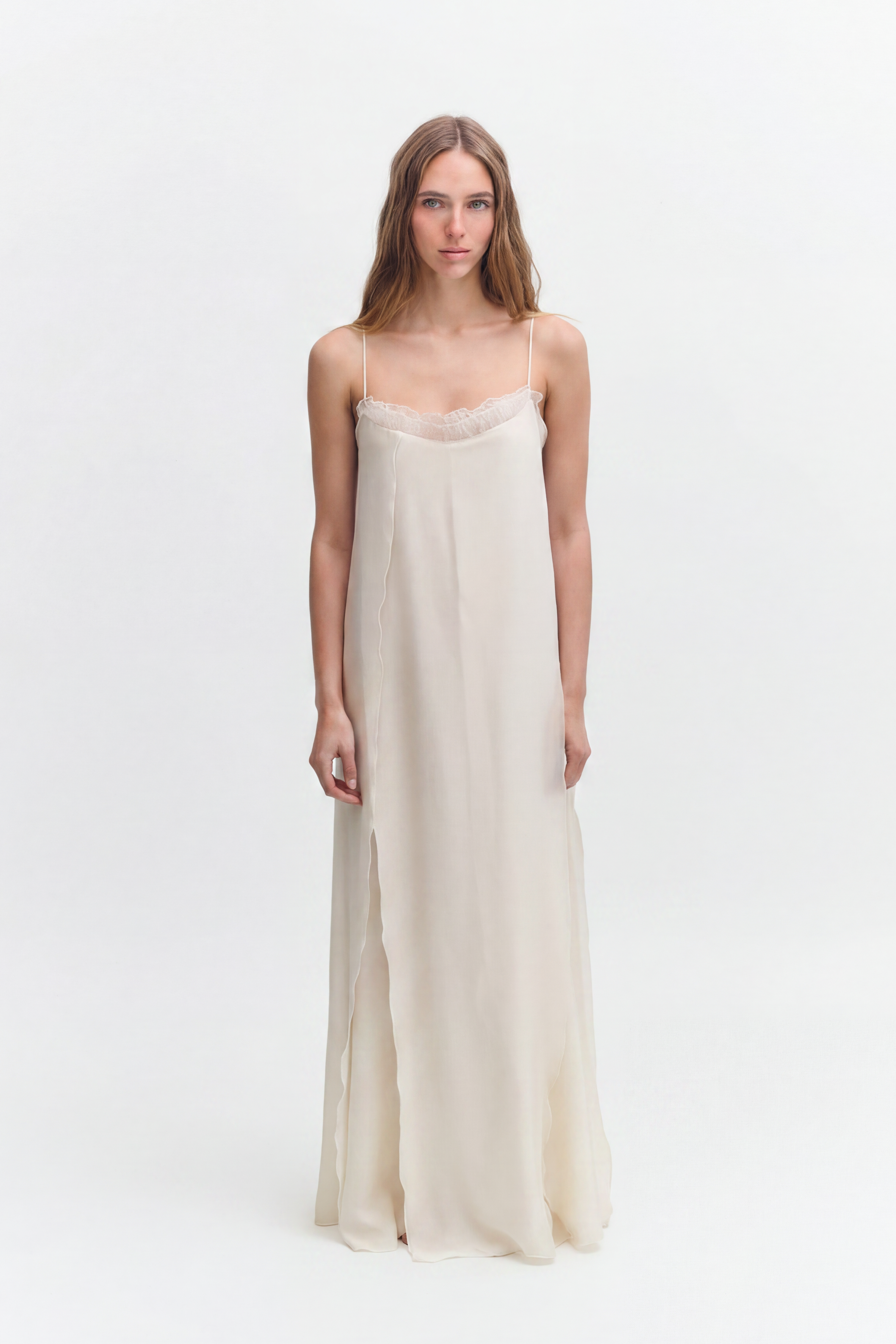 ARNELA NIGHTGOWN