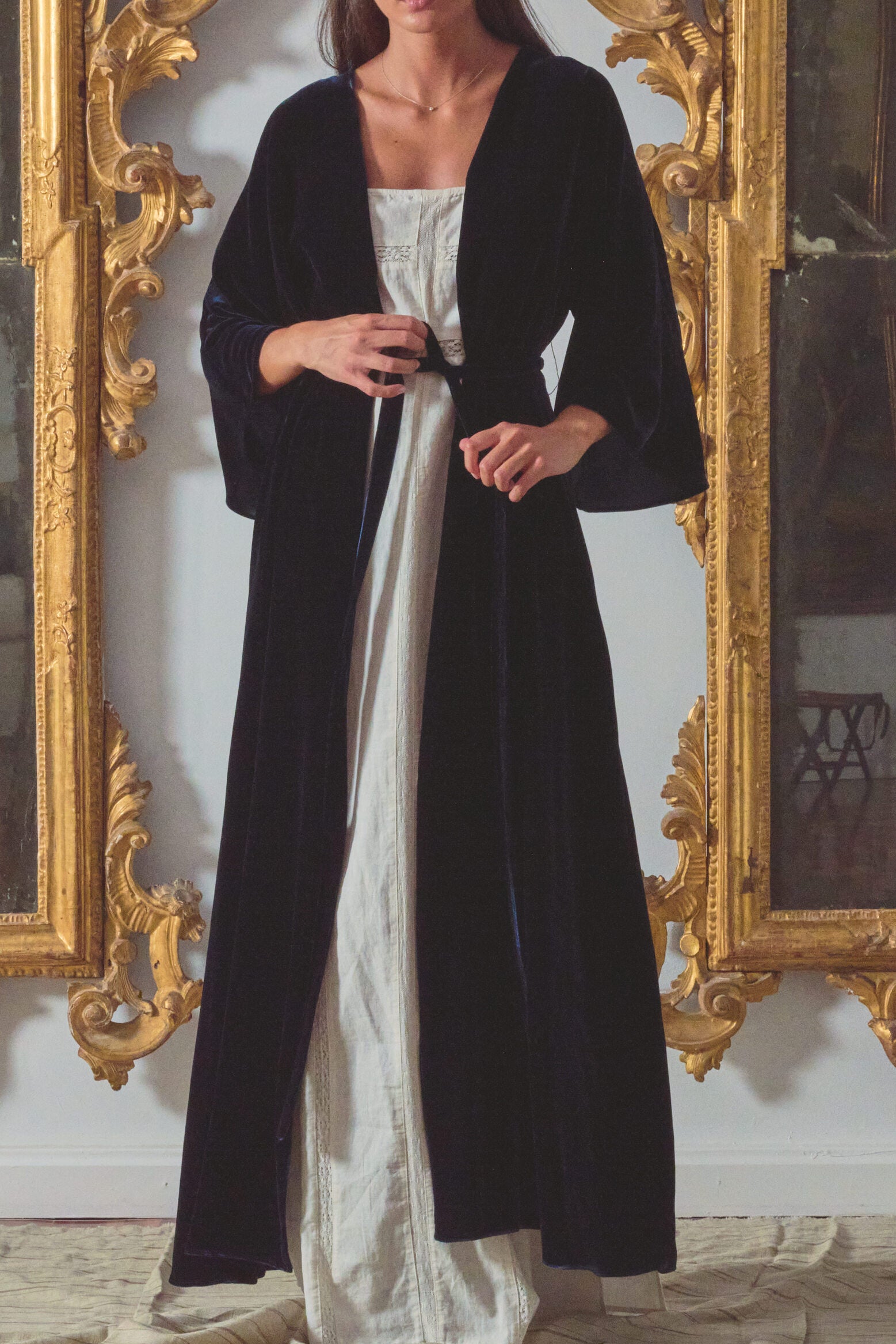 Bata Jane en terciopelo