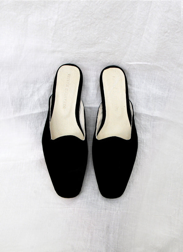 Slippers in Black Velvet